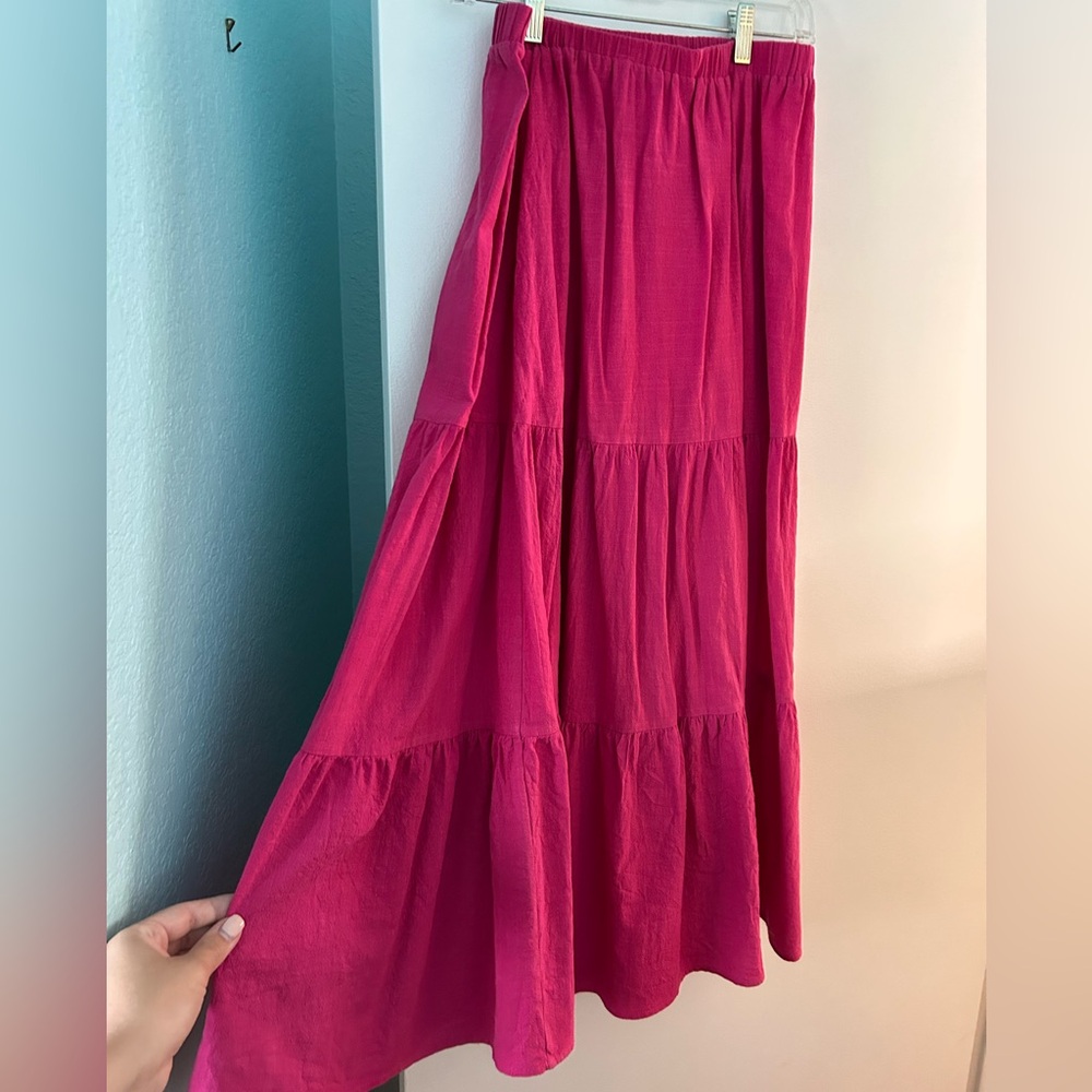 Elegant Pink Women's Skirt